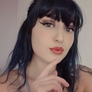 Meet your Posher, Ibolya